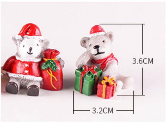 Picture of Resin Ornaments Decorations Multicolor Pig Animal Christmas Hats 36mm x 35mm, 1 Piece