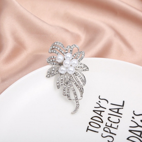 Picture of Exquisite Pin Brooches Flower Silver Tone White Imitation Pearl Clear Rhinestone 6.3cm x 3.6cm, 1 Piece