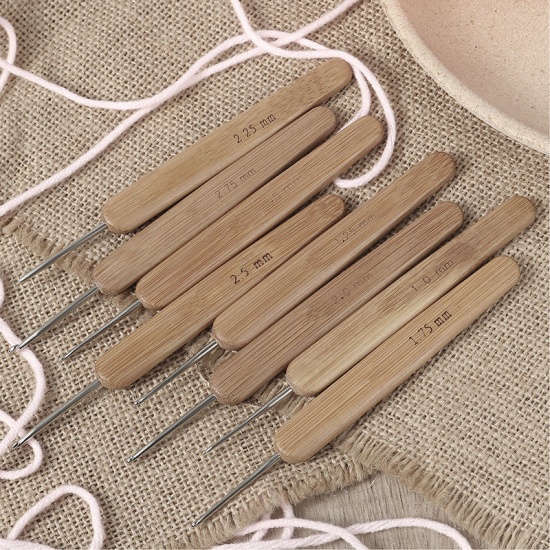 Picture of 2mm - 10mm Bamboo Crochet Hooks Needles Natural 1 Set ( 20 PCs/Set)