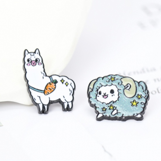 Изображение Zinc Based Alloy Pin Brooches Alpaca Animal White Enamel 28mm x 21mm, 1 Piece