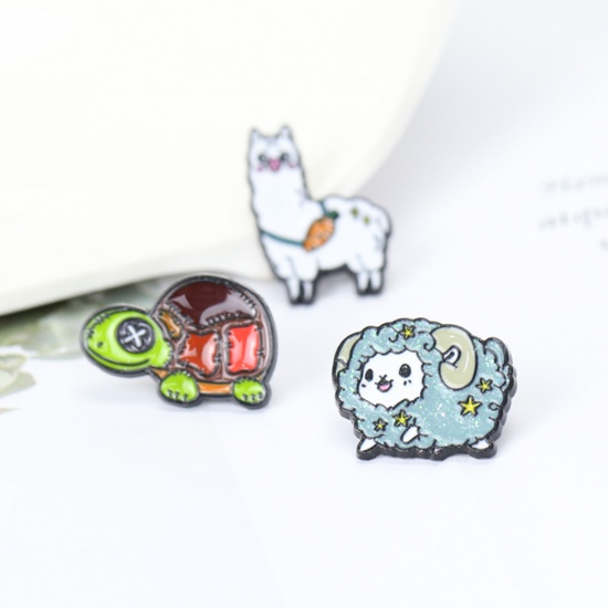 Изображение Zinc Based Alloy Pin Brooches Alpaca Animal White Enamel 28mm x 21mm, 1 Piece