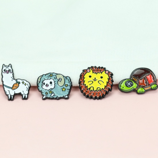 Изображение Zinc Based Alloy Pin Brooches Alpaca Animal White Enamel 28mm x 21mm, 1 Piece