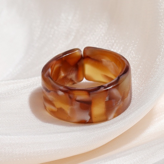 Picture of Resin Unadjustable Rings Brown Circle Ring 1 Piece