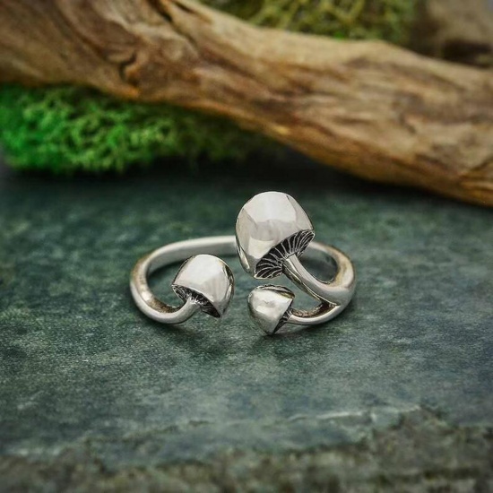 Picture of Retro Adjustable Rings Antique Silver Color Mushroom 18mm(US Size 7.75), 1 Piece
