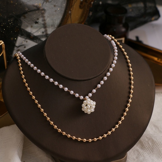 Immagine di Elegante Multistrato Collana Oro Placcato Palla Imitata Perla lunghezza: 41cm, 1 Pz
