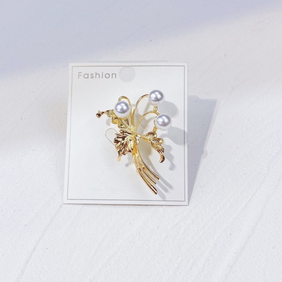 Picture of Exquisite Pin Brooches Flower Leaves Gold Plated Imitation Pearl 4.9cm x 3.6cm, 1 Piece