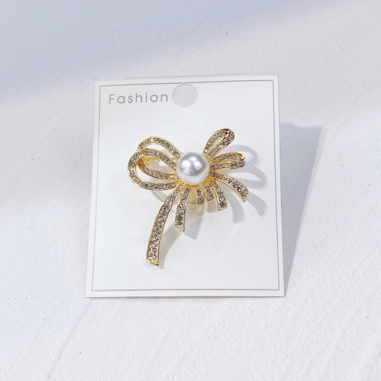 Picture of Exquisite Pin Brooches Flower Leaves Gold Plated Imitation Pearl 4cm x 3.6cm, 1 Piece