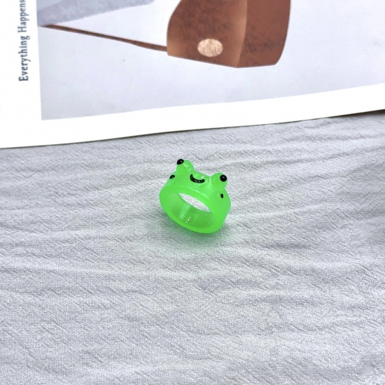 Picture of Resin Cute Unadjustable Rings Green Glow In The Dark Luminous Frog Animal 17mm(US Size 6.5), 1 Piece