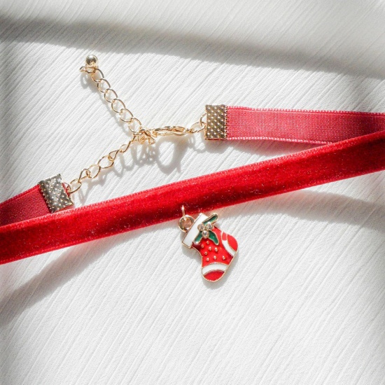 Изображение Стильный Колье Ожерелье Позолоченный Красный Чулок на Рождество С Эмалью 30см длина , 1 ШТ