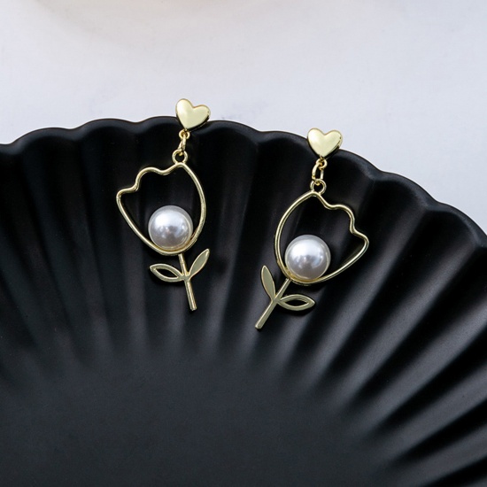 Image de Boucles d'Oreilles Style Ins Doré Tulipe Cœur Imitation Perles 4.9cm x 1.9cm, 1 Paire