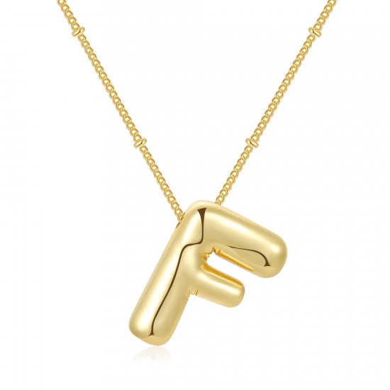 Imagen de Globo Mayúscula Letra Mensaje " F " Collar con Colgante Al Por Mayor, 18K Oro Real Chapado Latón Cadenas de Curb, Mujeres PVD Ecológico Impermeable Antioxidante Hipoalergénico Exquisito Elegante Regalo Joyería Para Minorista, 45cm + 5cm longitud, 1 Unidad