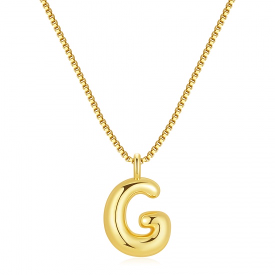 Immagine di Lettera Maiuscola Messaggio " G " Collana con Ciondolo All'Ingrosso, 18K Vero Oro Placcato Ottone Catena a Casella, Donne PVD Ecologica Impermeabile Anti-Ossidante Ipoallergenico Squisito Elegante Regalo Gioielli Per Rivenditore, 40cm + 5cm Lunghezza, 1 Pz