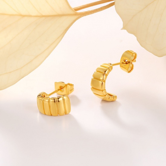 Picture of Wholesale Exquisite Stylish Huggie Hoop Earrings, C Shaped Stripe 18K Real Gold Plated Brass, Women's Eco-friendly Gift Jewelry Supply, 11mm x 7mm, 1 Pair