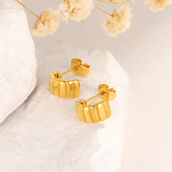 Picture of Wholesale Exquisite Stylish Huggie Hoop Earrings, C Shaped Stripe 18K Real Gold Plated Brass, Women's Eco-friendly Gift Jewelry Supply, 11mm x 7mm, 1 Pair