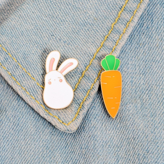 Picture of Pin Brooches Carrot Orange Enamel 33mm x 10mm, 1 Piece