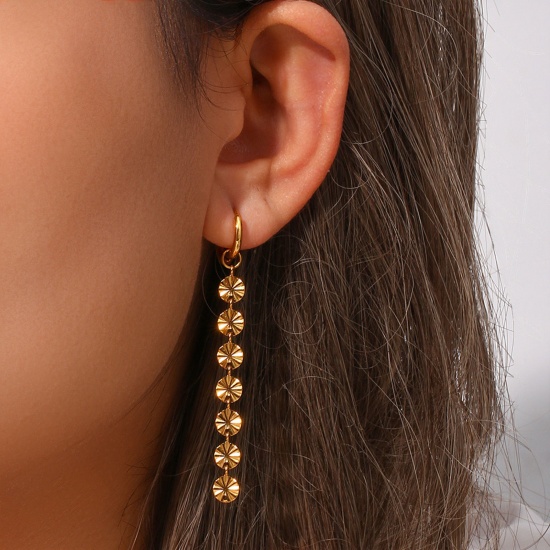 Image de 1 Paire Placage sous Vide Simple & Décontracté Boucles d'Oreilles Franges Pompons Glands Élégant en 304 Acier Inoxydable Rond Plaqué Or Véritable 18K Fête Pour les Enfants 6.7cm