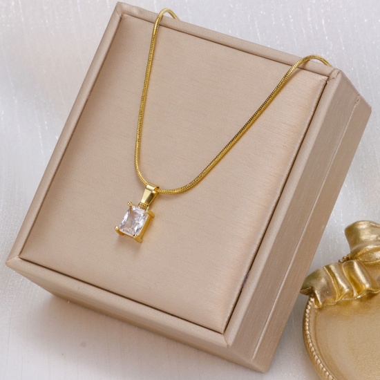 Bild von 1 Strang Vakuumbeschichtung Exquisit Monatsstein 18K Gold plattiert 304 Edelstahl & Zirkon Schlangenkette Kette Rechteck Anhänger Halskette Für Frauen Geburtstag 40cm lang