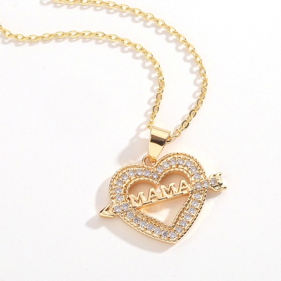 Picture of Eco-friendly Stylish Retro 18K Gold Plated Brass & Cubic Zirconia Link Cable Chain Heart Arrowhead Message " Mom " Micro Pave Pendant Necklace For Women Mother's Day 45cm(17 6/8") long, 1 Piece