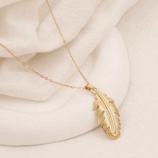 Picture of Eco-friendly Vacuum Plating Simple & Casual Stylish 18K Gold Color 304 Stainless Steel Link Cable Chain Feather Pendant Necklace Unisex 38cm(15") long, 1 Piece