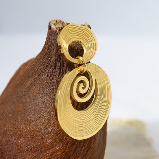 Immagine di Placcatura Sottovuoto Ecologica Elegante Retrò 18K Vero Oro Placcato 304 Acciaio Inossidabile Spirale Anello Orecchino Per Donne Festa 3.3cm x 2.5cm, 1 Paio