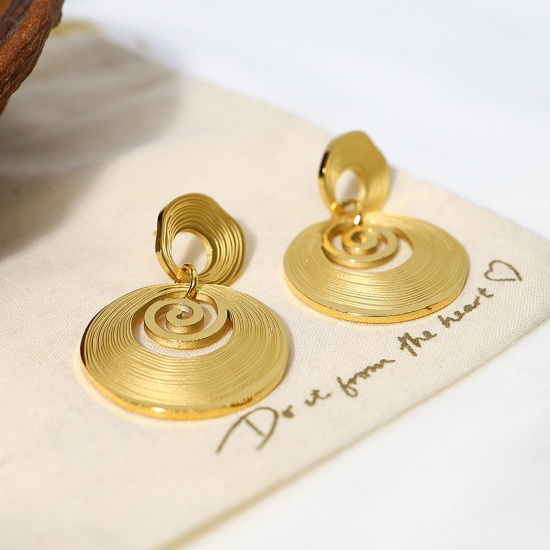 Immagine di Placcatura Sottovuoto Ecologica Elegante Retrò 18K Vero Oro Placcato 304 Acciaio Inossidabile Spirale Anello Orecchino Per Donne Festa 3.3cm x 2.5cm, 1 Paio