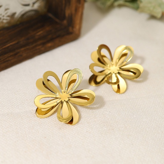 Picture of 1 Pair Eco-friendly Vacuum Plating Stylish Style Of Royal Court Character 18K Real Gold Plated 304 Stainless Steel Flower Hollow Ear Post Stud Earrings For Women Anniversary 2.5cm x 2.5cm