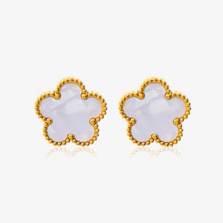 Picture of Wholesale Exquisite Sweet & Cute Ear Post Stud Earrings, Flower White 18K Gold Plated 304 Stainless Steel & Natural Shell, Women's Eco-friendly Gift Jewelry Supply, 1.3cm, 1 Pair