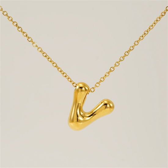 Image de 1 Pièce Collier à Pendentif Chaîne Maille Forçat Mignon en 304 Acier Inoxydable Placage sous Vide Hip Hop Plaqué Or 18K Alphabet Majuscule Lettre Initiale Mots" V " Creux Unisexe 45cm long