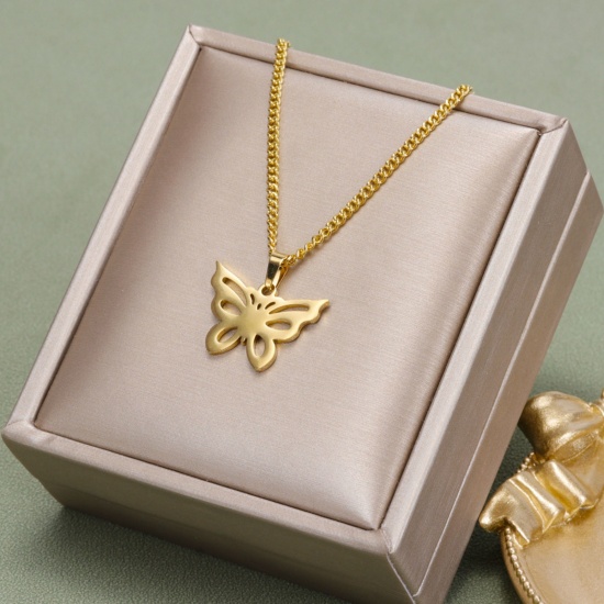 Picture of 1 Piece Stylish Simple 18K Gold Plated Stainless Steel Curb Link Chain Butterfly Animal Necklace Unisex 45cm(17.7") long