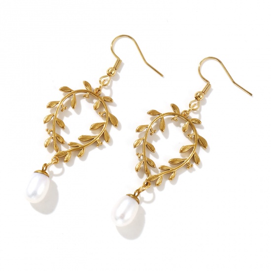 Imagen de 1 Par Recubrimiento al Vacío PVD Ecológico Elegante Exquisito 18K Oro Real Chapado Blanco Acero Inoxidable 304 & Perla Natural Hoja Pendientes Para Mujeres Regalo 6.6cm x 2.3cm, Tamaño del Poste/Cable: 0.7mm(21 gauge)
