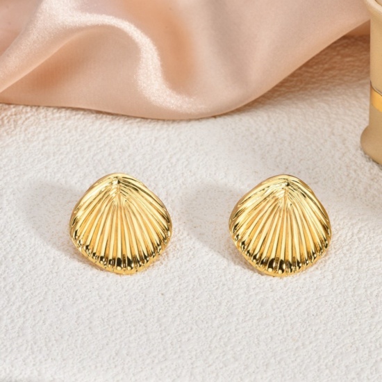 Immagine di 1 Pair Eco-friendly Dainty Ocean Jewelry 18K Gold Plated 304 Stainless Steel Shell Ear Post Stud Earrings For Women Gift