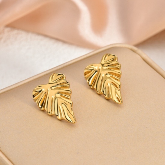 Immagine di 1 Pair Eco-friendly Dainty Stylish 18K Gold Plated 304 Stainless Steel Leaf Ear Post Stud Earrings For Women Gift