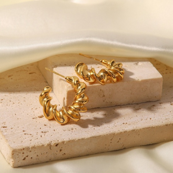 Bild von 1 Pair Vacuum Plating Stylish Exquisite 18K Gold Plated 304 Stainless Steel C Shaped Ear Post Stud Earrings For Women Gift 2.4cm x 2.3cm