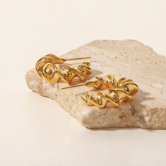 Bild von 1 Pair Vacuum Plating Stylish Exquisite 18K Gold Plated 304 Stainless Steel C Shaped Ear Post Stud Earrings For Women Gift 2.4cm x 2.3cm