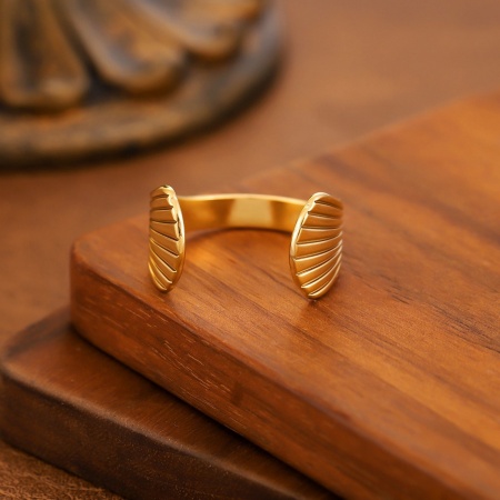Image de Bagues En Gros Plaqué Or 18K en 201 Acier Inoxydable, aux Femmes Cadeau Creux Ouvert Respectueux de la Nature Élégant Élégant Fournitures de Bijoux 20mm (Taille d'US: 10.25), 1 Pièce