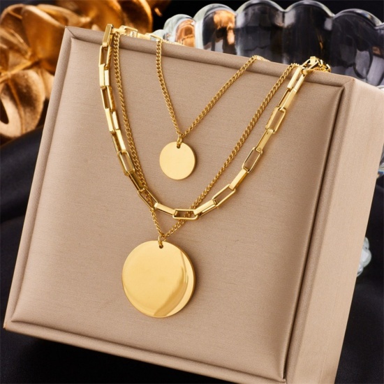 Image de Collier à Breloques En Gros Plaqué Or 18K en 304 Acier Inoxydable, Disque Rond Multicouche aux Femmes Revêtement sous Vide PVD Respectueux de l'Environnement Exquis À la Mode Cadeau Bijoux pour Détaillants 50cm + 5cm long, 1 Pièce