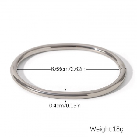 Picture of Wholesale 304 Stainless Steel Bangles Bracelets, Silver Tone Eco-friendly, Women's Stylish Simple & Casual Gift Jewelry Supply, 6.7cm Dia., 1 Piece