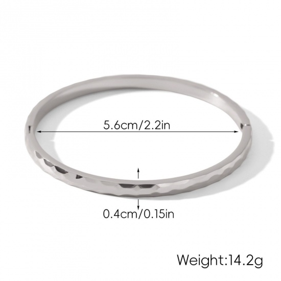 Picture of Wholesale 304 Stainless Steel Bangles Bracelets, Silver Tone Eco-friendly, Women's Stylish Simple & Casual Gift Jewelry Supply, 5.6cm Dia., 1 Piece