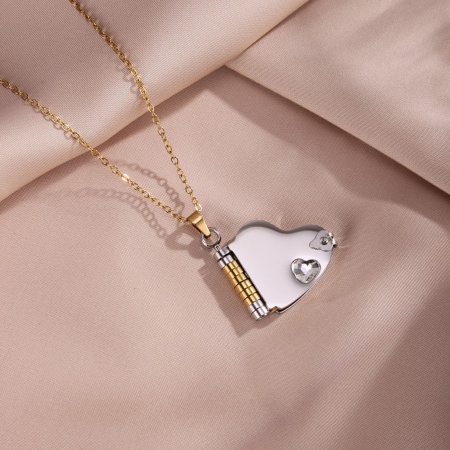 Immagine di Libro di Pagine Girevoli e Apribile Cuore Incisione Personalizzata Disponibile Trasparente Strass Collana con Ciondolo All'Ingrosso, Argento e Placcato Oro 18K 304 Acciaio Inossidabile Catena a Cavo, Donne Ecologico Creativo Elegante San Valentino Gioielli Per Rivenditore, 45cm + 5cm Lunghezza, 1 Pz