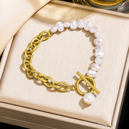Picture of Wholesale Imitation Pearl 304 Stainless Steel Bracelets, 18K Gold Plated Eco-friendly PVD Vacuum Plating, Women's Simple Stylish Gift Jewelry Supply, 18cm(7.1") long, 1 Piece