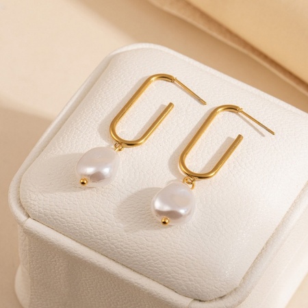 Picture of Wholesale Baroque Stylish Ear Post Stud Earrings, Imitation Pearl 18K Gold Plated 304 Stainless Steel, Women's Eco-friendly PVD Gift Jewelry Supply, 4.1cm x 1cm, 1 Pair