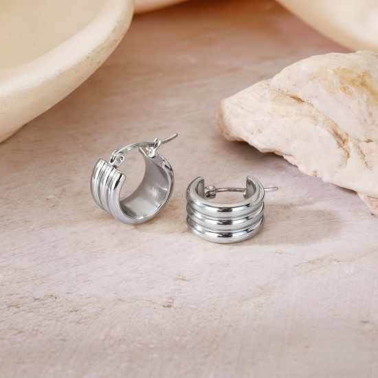Picture of Wholesale Exquisite Stylish Huggie Hoop Earrings, Silver Tone 304 Stainless Steel, Women's Eco-friendly Gift Jewelry Supply, 16mm Dia., 1 Pair