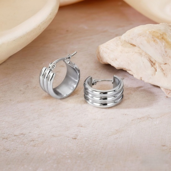 Picture of Wholesale Exquisite Stylish Huggie Hoop Earrings, Silver Tone 304 Stainless Steel, Women's Eco-friendly Gift Jewelry Supply, 20mm Dia., 1 Pair
