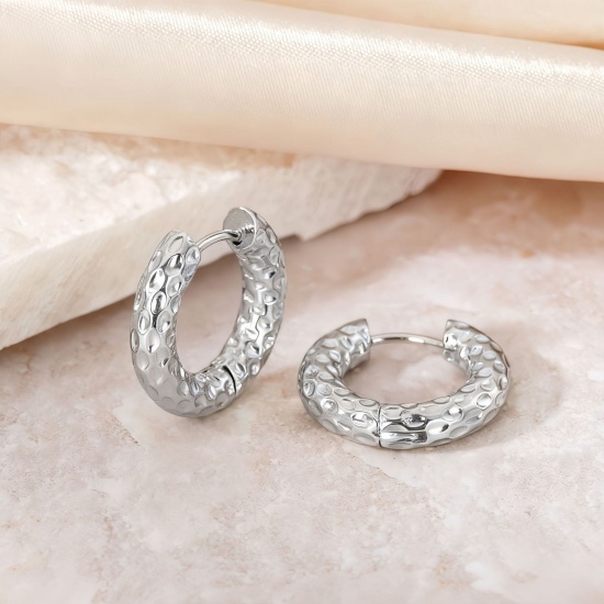 Picture of Wholesale Exquisite Stylish Huggie Hoop Earrings, Silver Tone 304 Stainless Steel, Women's Eco-friendly Gift Jewelry Supply, 12mm Dia., 1 Pair