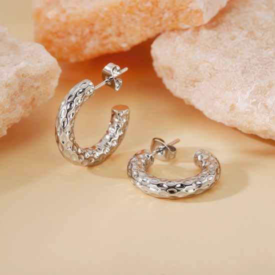 Picture of Wholesale Exquisite Stylish Huggie Hoop Earrings, Silver Tone 304 Stainless Steel, Women's Eco-friendly Gift Jewelry Supply, 20mm Dia., 1 Pair