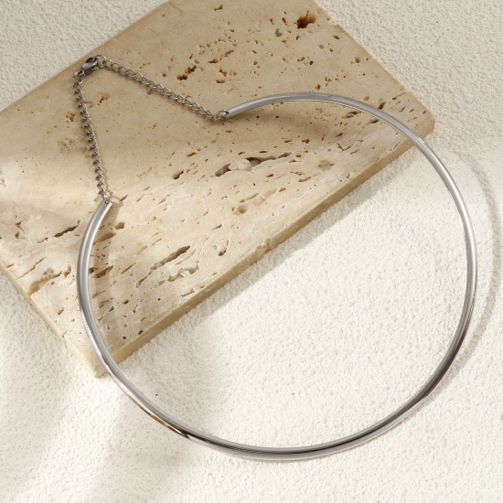 Picture of Wholesale Collar Neck Ring Necklace, Silver Tone 304 Stainless Steel Women's Eco-friendly Simple Minimalist Gift Jewelry For Retailer, 13.5cm Dia., 1 Piece
