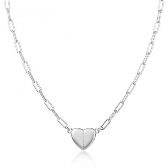 Immagine di Cuore Magnetico Collana con Ciondolo All'Ingrosso, Tono Argento 304 Acciaio Inossidabile Catena a Graffetta, Donne Ecologico San Valentino Elegante Regalo Gioielli Per Rivenditore, 45cm Lunghezza, 1 Pz