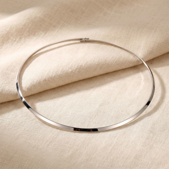 Picture of Wholesale Collar Neck Ring Necklace, Silver Tone 304 Stainless Steel Women's Classic Ethnic Style Gift Jewelry For Retailer, 44cm(17.3") long, 1 Piece