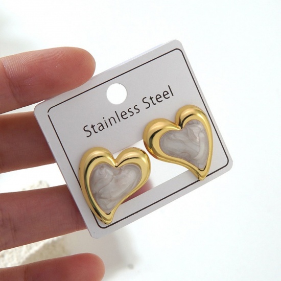 Immagine di Squisito Elegante Orecchini a Perno All'Ingrosso, Cuore Bianco Smalto Placcato Oro 18K 304 Acciaio Inossidabile, Donne Regalo Fornitura di Gioielli, 1 Paio