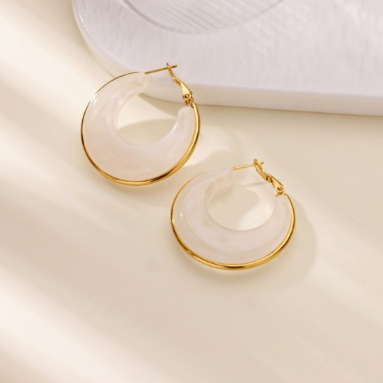 Picture of Wholesale Stylish Dainty Hoop Earrings, Creamy-White 18K Gold Plated 304 Stainless Steel & Resin, Women's Gift Jewelry Supply, 36mm x 18mm, 1 Pair